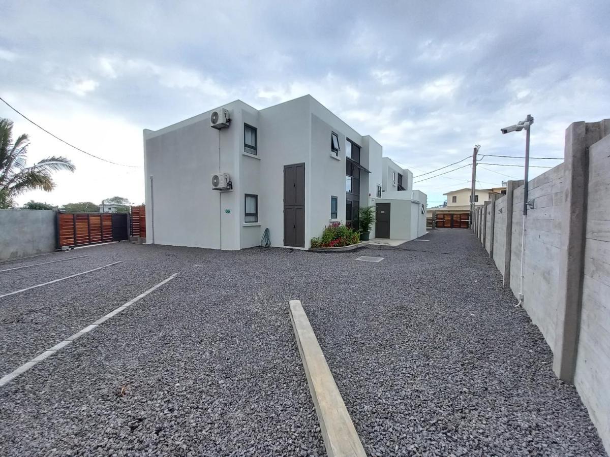 Bois Mapou Self Catering Apartments Unit 102 Riviere Noire Exterior photo