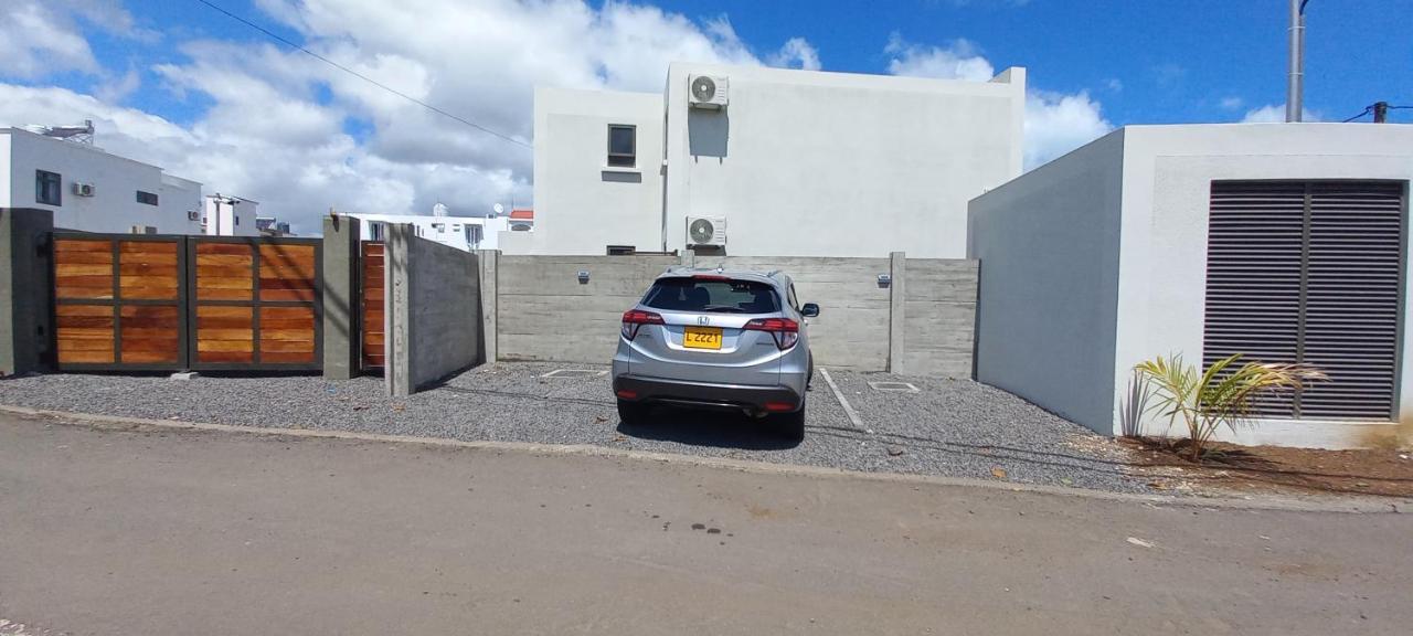 Bois Mapou Self Catering Apartments Unit 102 Riviere Noire Exterior photo