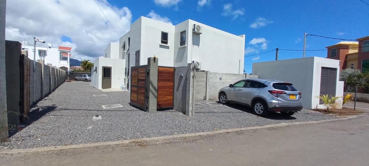 Bois Mapou Self Catering Apartments Unit 102 Riviere Noire Exterior photo